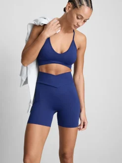 Nahtlose Active-Shorts mit überkreuztem Bund