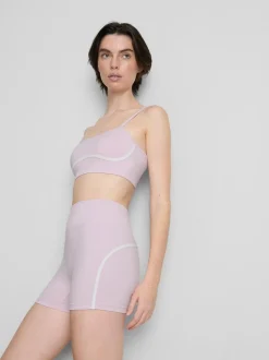 Nahtlose, figurformende Active-Shorts