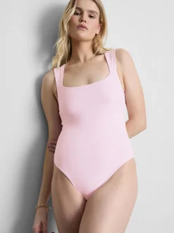 Nahtloser Body mit Karree-Ausschnitt