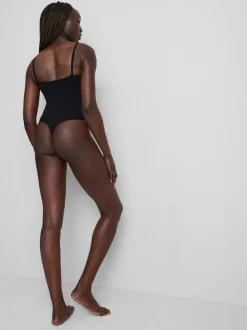 Nahtloser Shapewear-Body mit Tanga