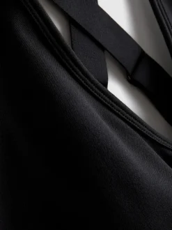Nahtloses, bauchfreies Active-Top mit überkreuzter Rückenpartie