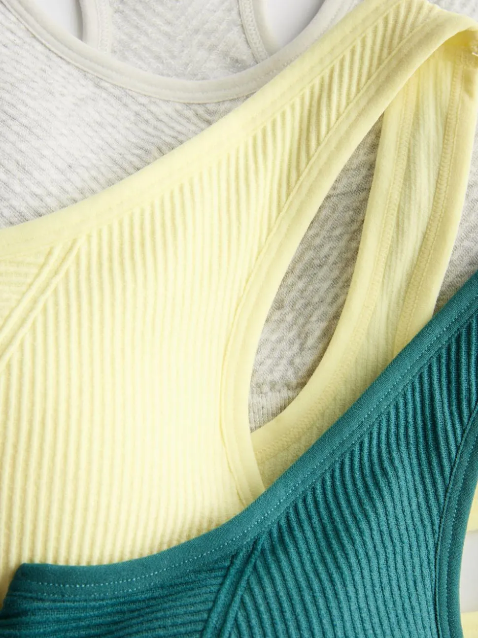 Nahtloses, bauchfreies Racerback-Top, 3er-Pack
