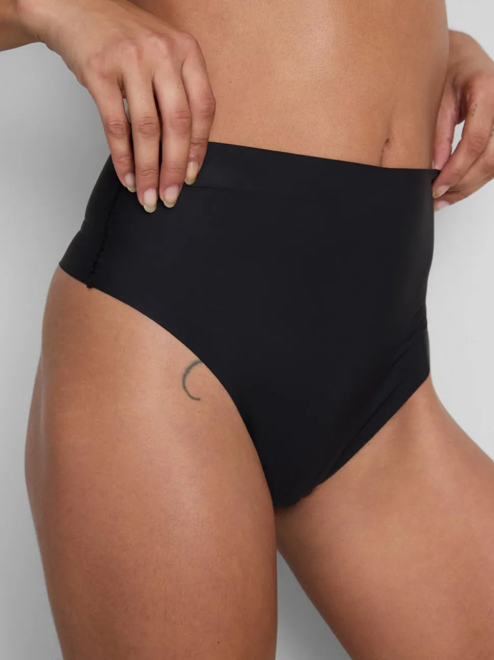 Nahtlose Shapewear-Tangas, 2er-Pack