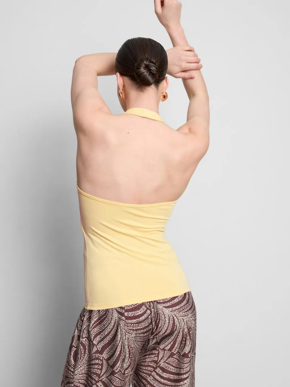 Neckholder-Top mit hohem Baumwollanteil