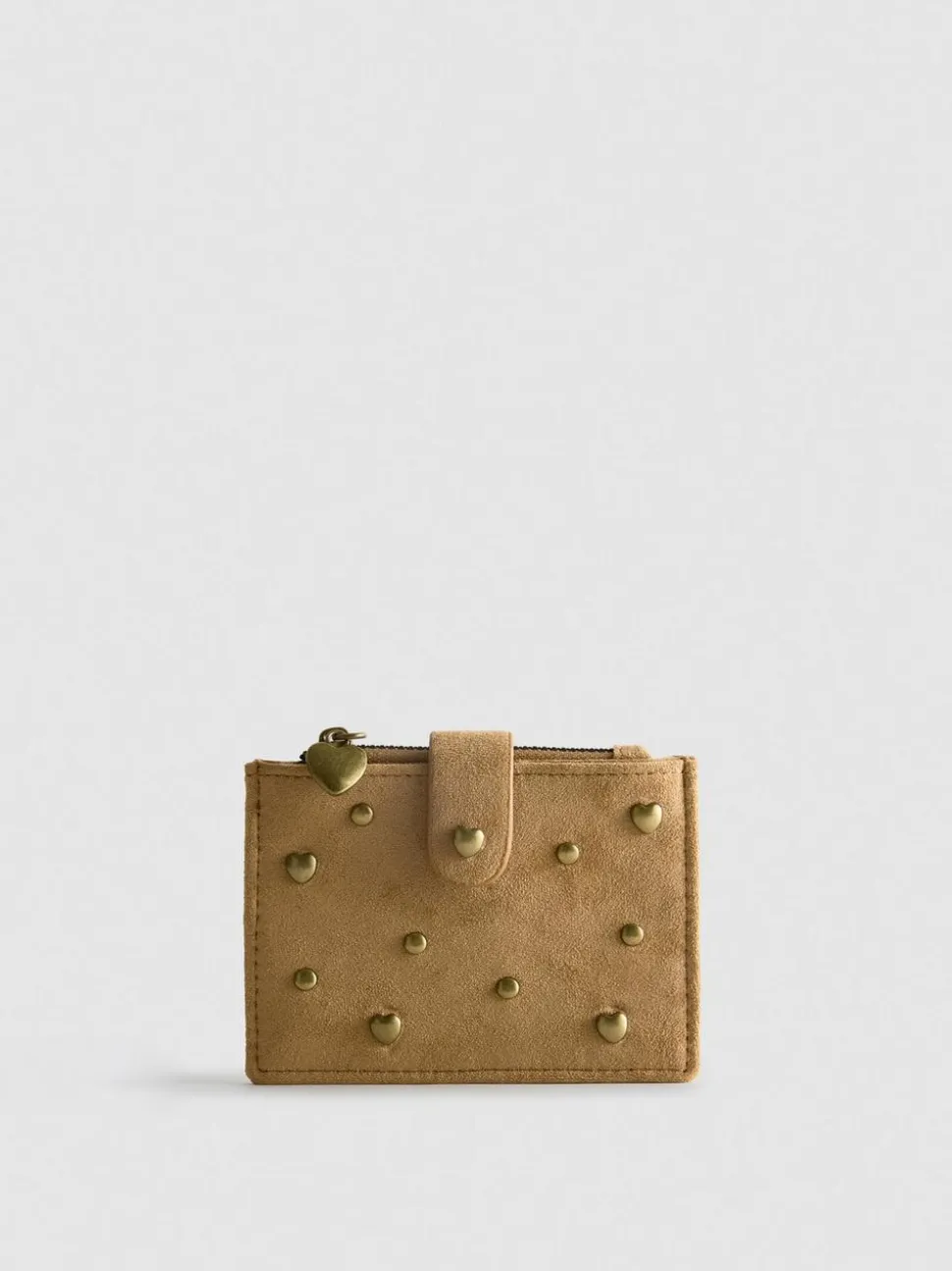 Nietenbesetzte Brieftasche mit Kartenfächern