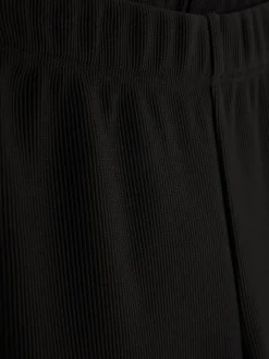 Ottoman-Leggings mit ausgestelltem Bein