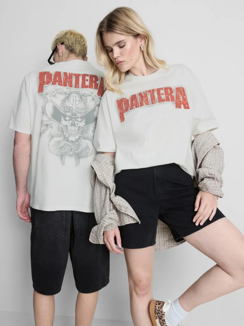 „Pantera“ T-Shirt mit Grafik