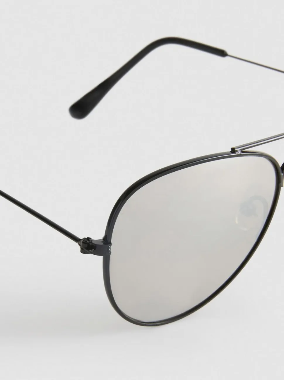 Pilotensonnenbrille