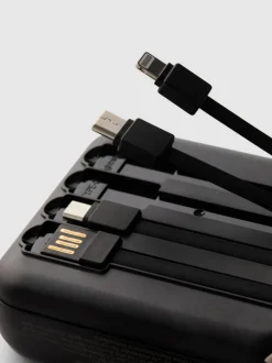 Powerbank mit integrierten Ladekabeln, 10 000 mAh