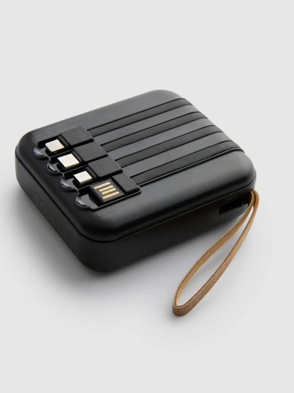 Powerbank mit mehreren Anschlüssen, 10.000 mAH
