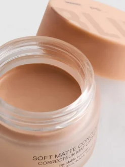 PS... Blur Concealer