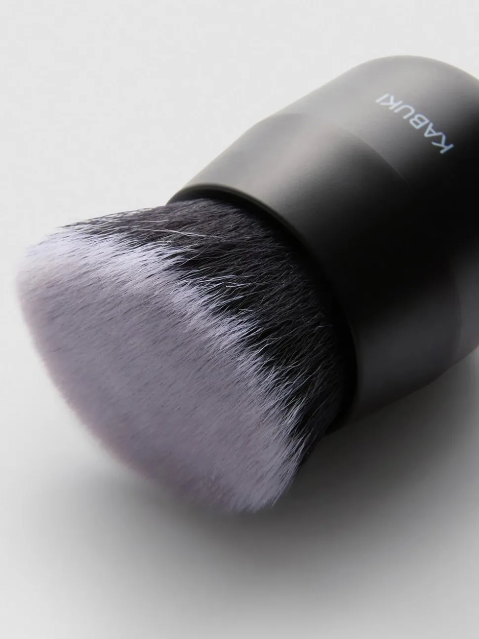 PS... Kabuki-Pinsel