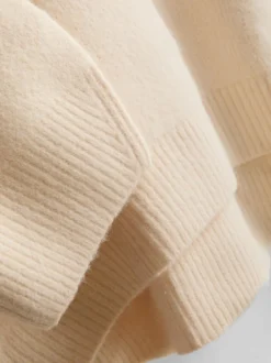 Pullover aus Wollgemisch mit Rundhalsausschnitt im Oversized-Look