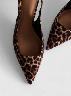 Pumps mit Leopardenmuster und Schnalle