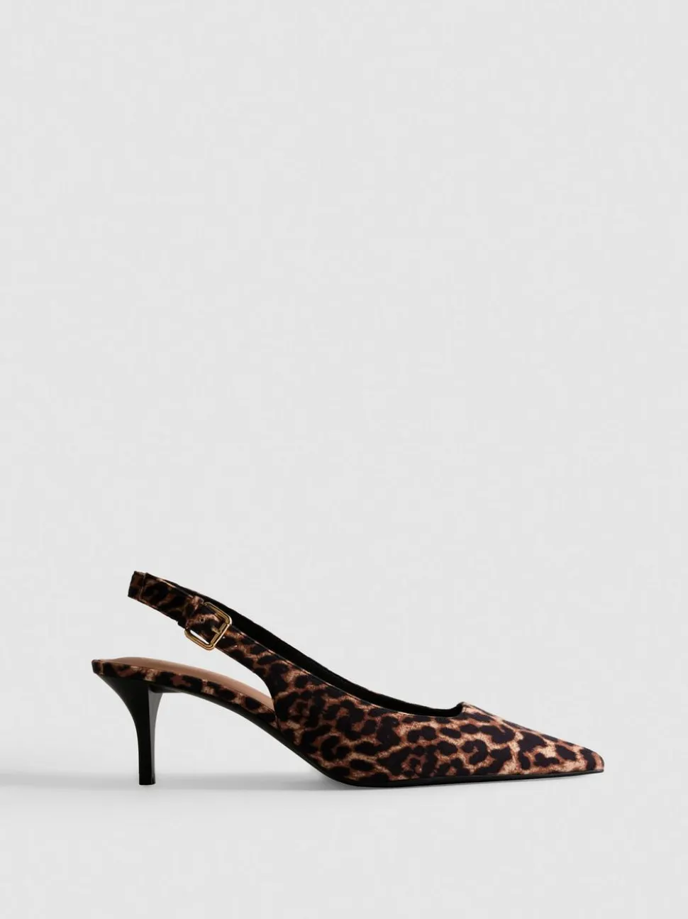 Pumps mit Leopardenmuster und Schnalle