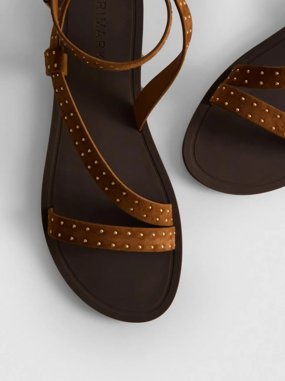 Riemchensandalen mit Nieten