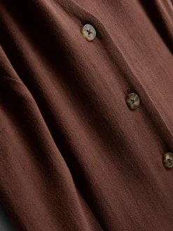 Ärmelloses Minikleid mit V-Ausschnitt