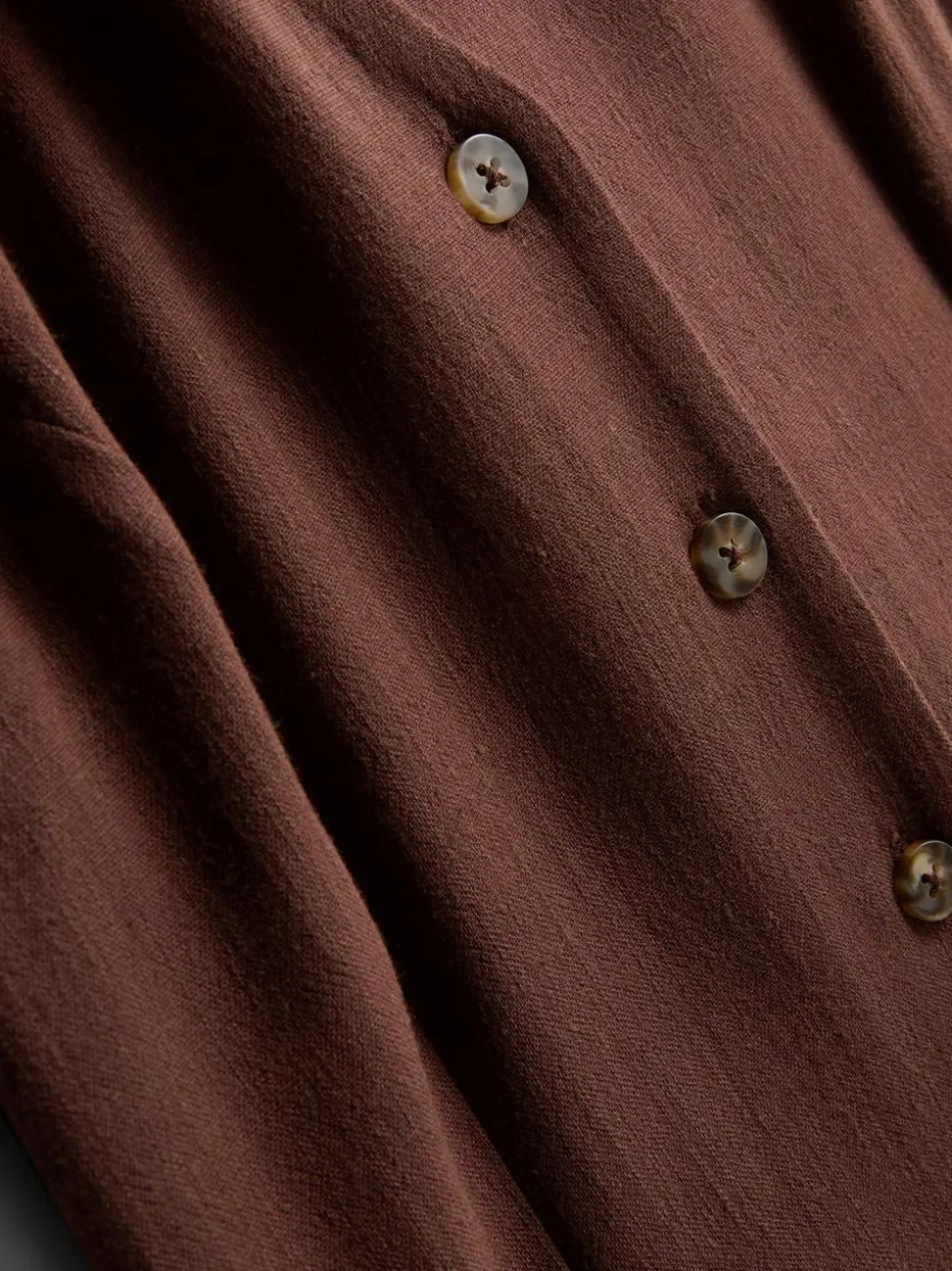 Ärmelloses Minikleid mit V-Ausschnitt