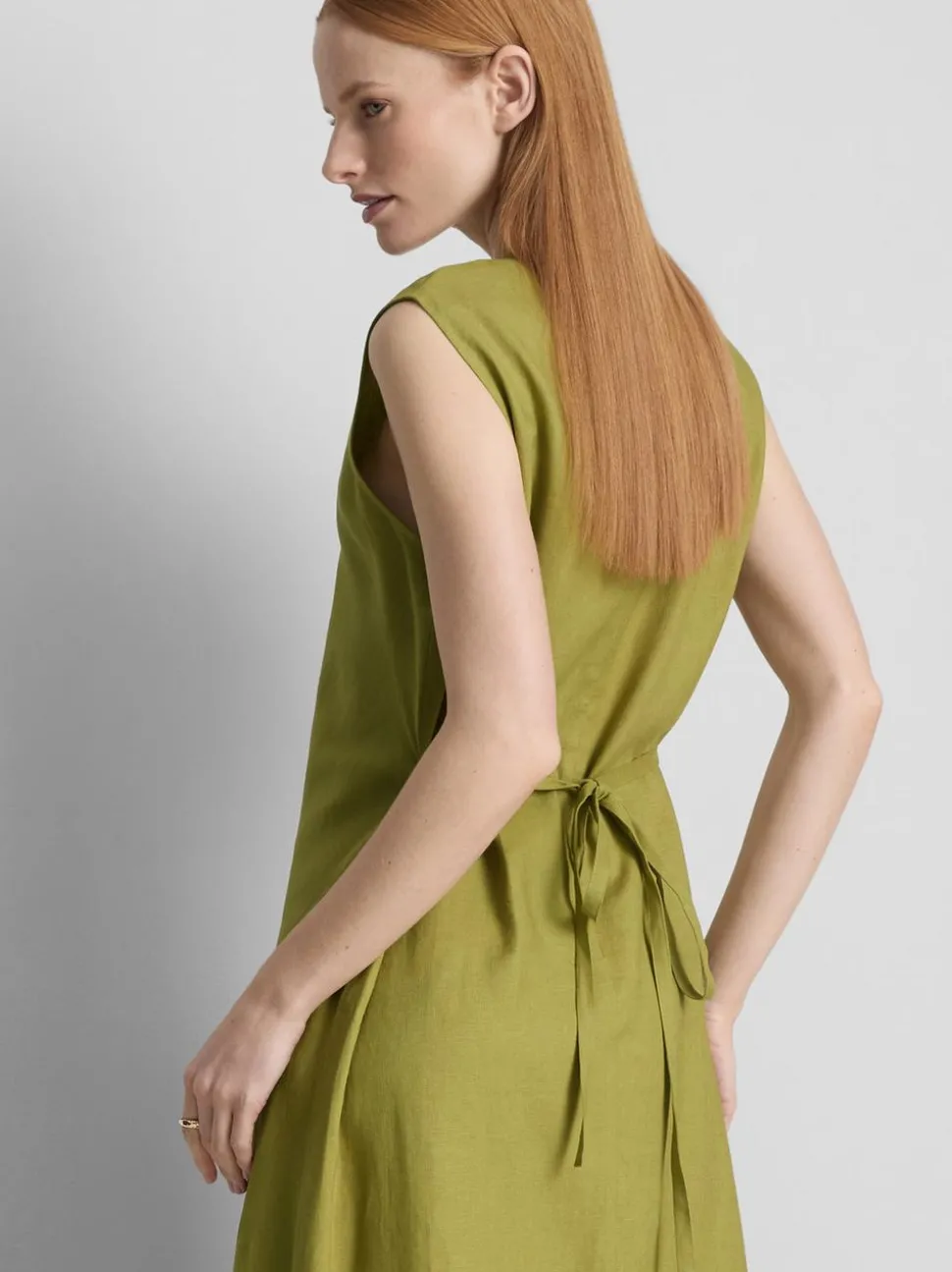 Ärmelloses „The Edit“ Leinen-Midikleid