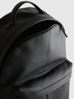 Rucksack aus Kunstleder