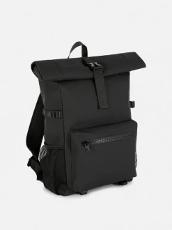 Rucksack mit eingerollter Öffnung