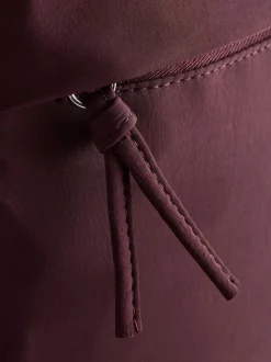 Rucksack mit Reißverschlussfach