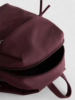 Rucksack mit Reißverschlussfach