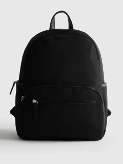 Rucksack mit Reißverschlussfach