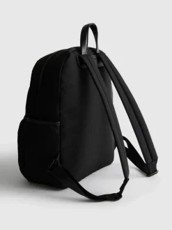 Rucksack mit Reißverschlussfach