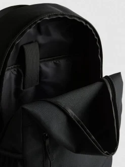 Rucksack mit Reißverschlussfach