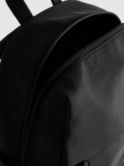 Rucksack mit Reißverschlussfach