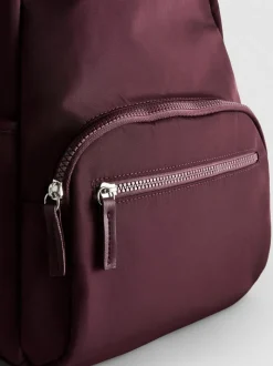 Rucksack mit Reißverschlussfach