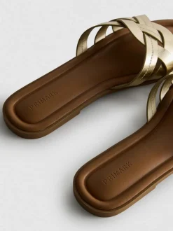 Sandalen aus Kunstleder mit überkreuzten Riemen
