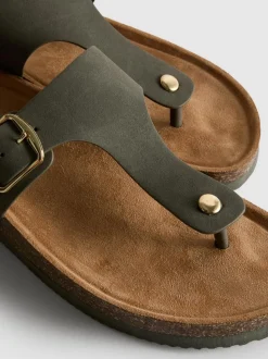 Sandalen mit Schnalle und T-Steg