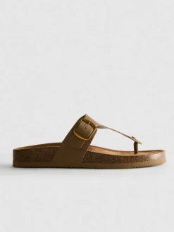 Sandalen mit Schnalle und T-Steg