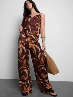 Satin-Hose in Knitteroptik mit weitem Bein und Blumenmuster