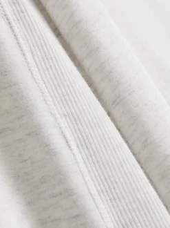 Schlafshirt aus Modalmischung mit V-Ausschnitt