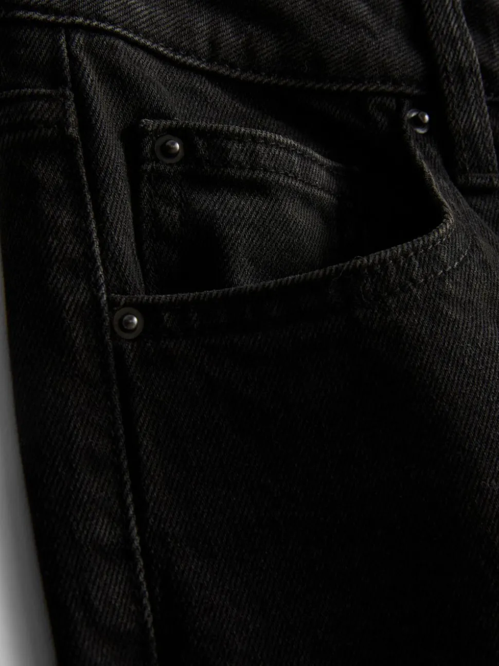 Schmale Denim Jeans mit geradem Bein