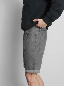 Schmale Jeansshorts mit mittlerer Leibhöhe