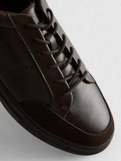 Schnür-Sneaker
