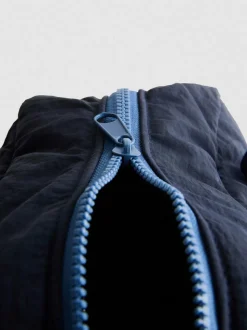 Schulrucksack mit Stickerei