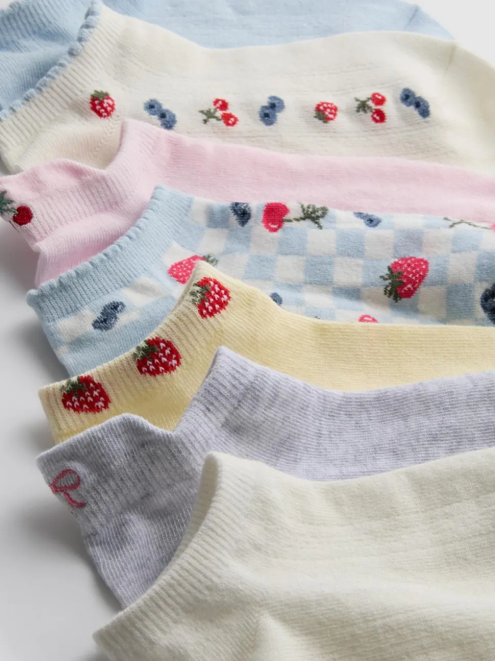 Söckchen mit Fruchtmotiven, 7er-Pack