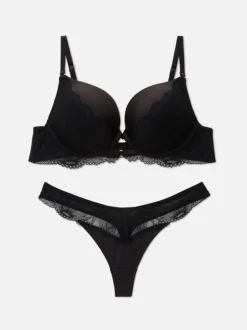 Set mit Maximizer-BH aus Satin und Spitze
