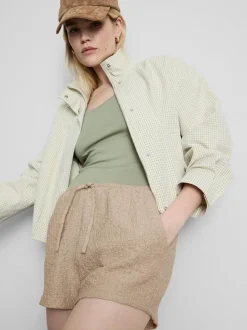 Shorts mit Falten und Kordelzug