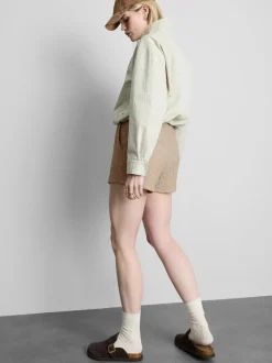 Shorts mit Falten und Kordelzug