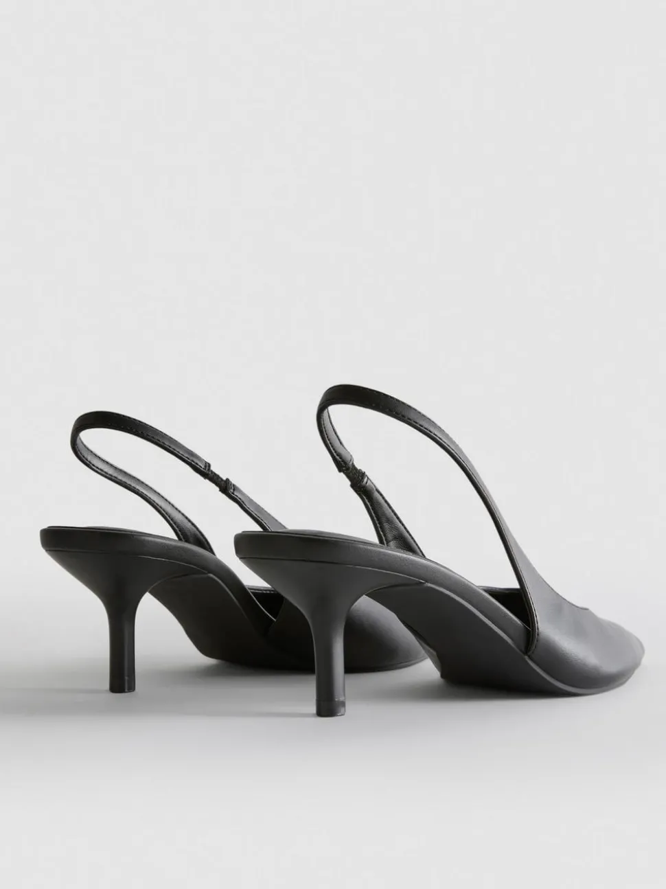Slingback-Pumps aus Kunstleder