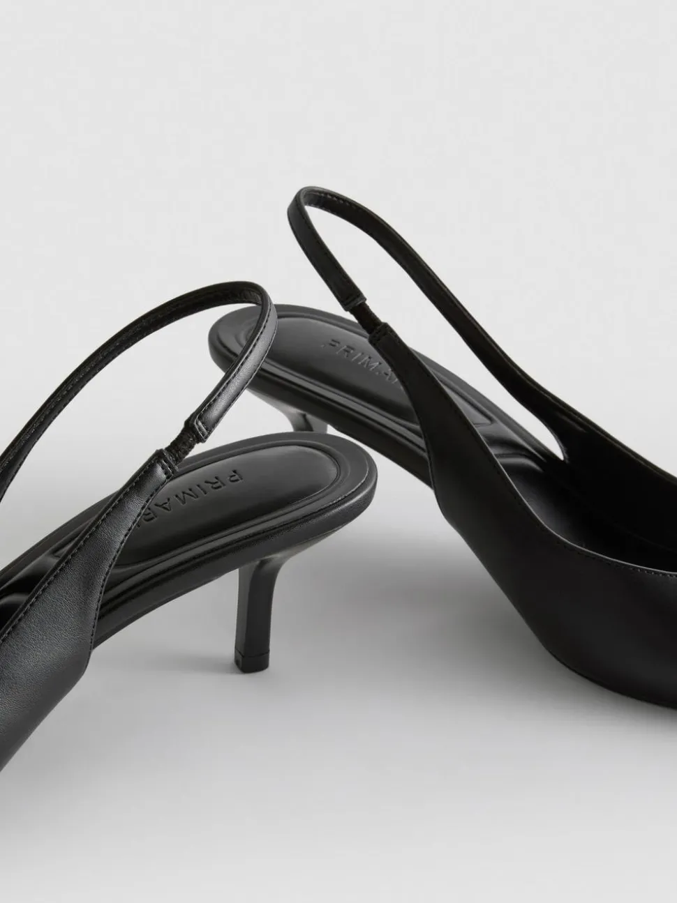 Slingback-Pumps aus Kunstleder