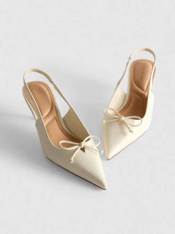 Slingback-Pumps mit Zierschleife