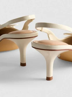 Slingback-Pumps mit Zierschleife