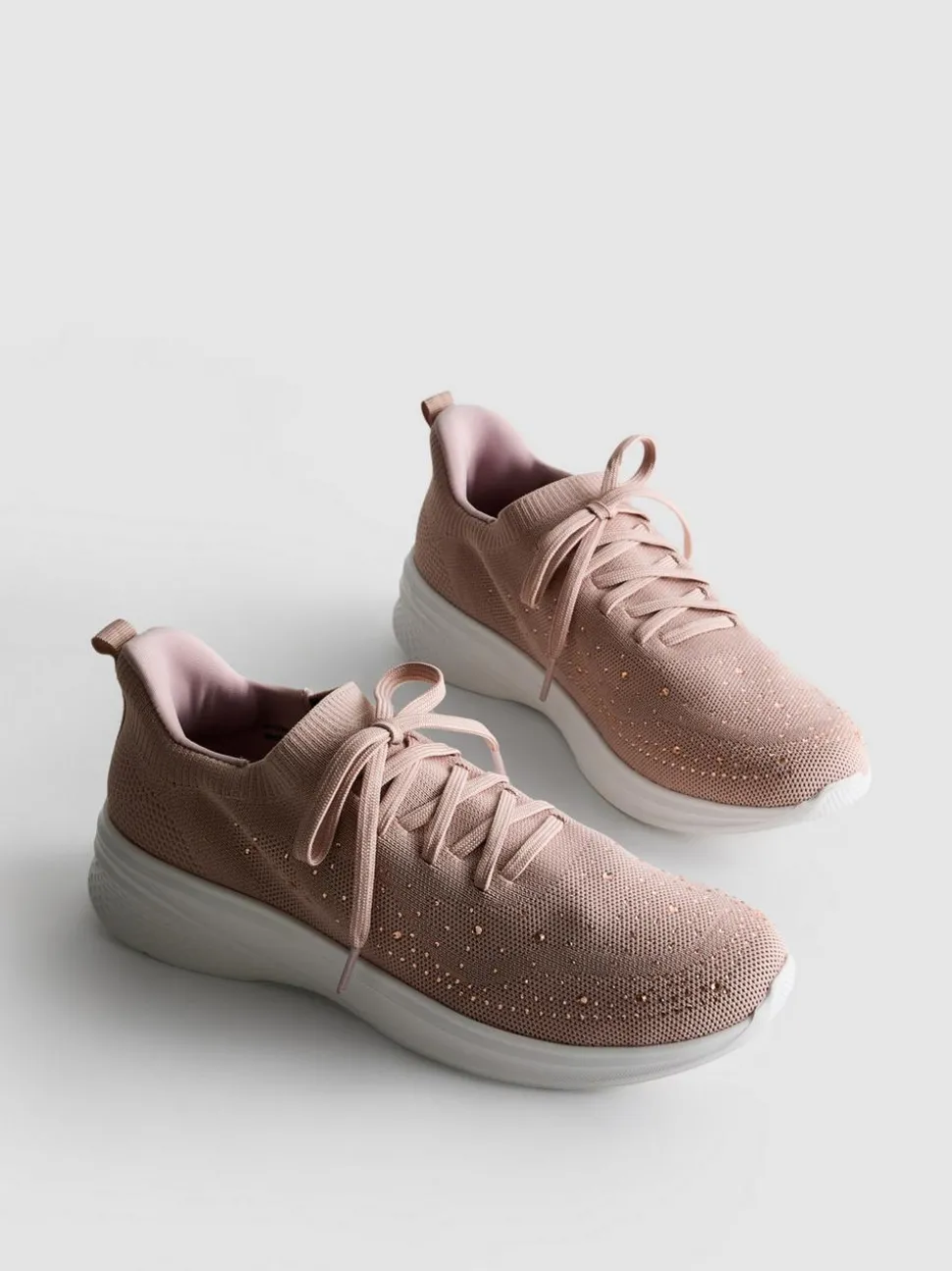 Slip-on-Sneaker mit Strassakzenten
